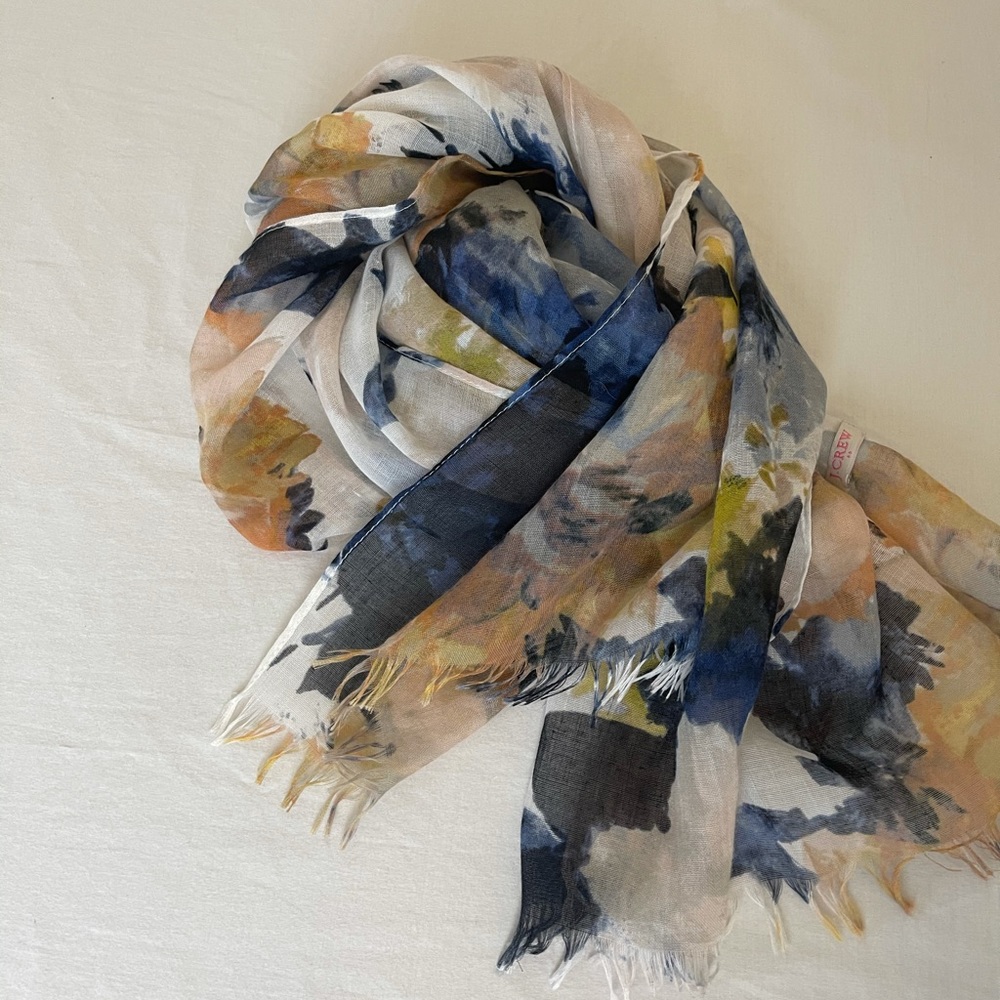 Floral print scarf